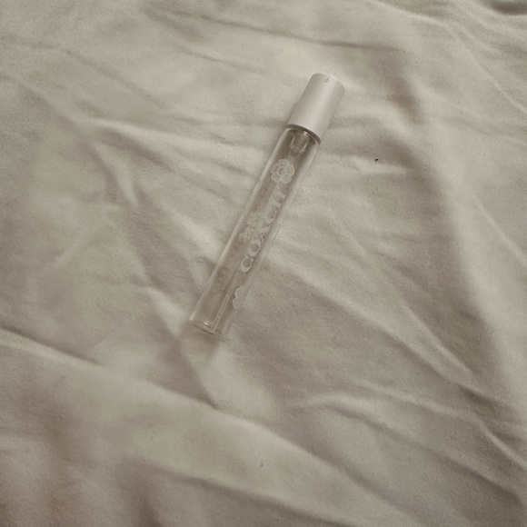 Coach floral  empty bottle travel size - Picture 3 of 4